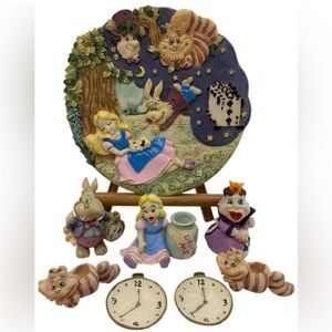 Alice in Wonderland 1997 mini resin tea set great condition 7pc set no plate!